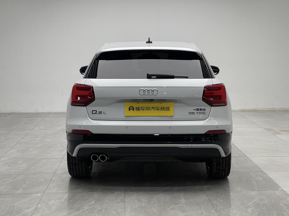 Audi Audi Q2L
