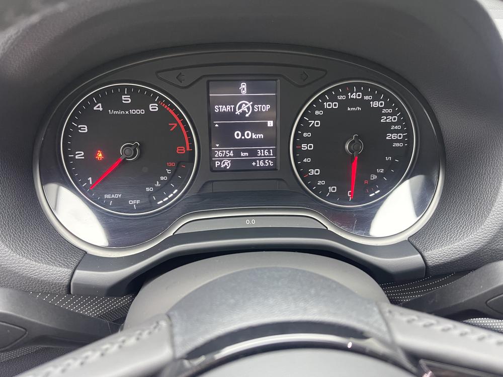 Audi Audi Q2L