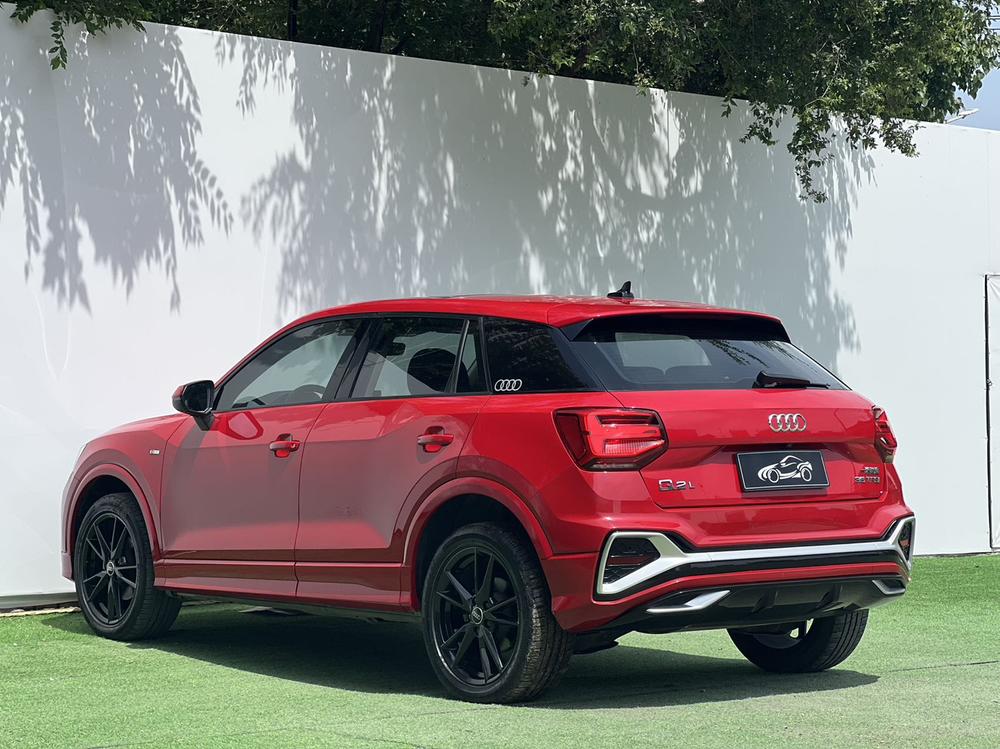 Audi Audi Q2L