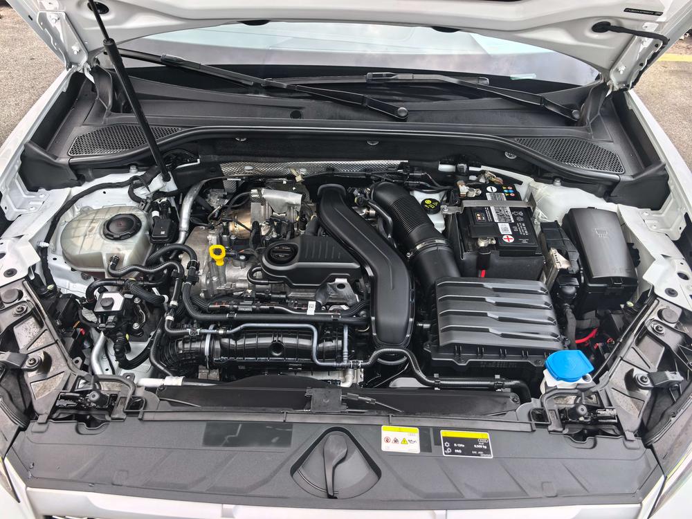 Audi Audi Q2L