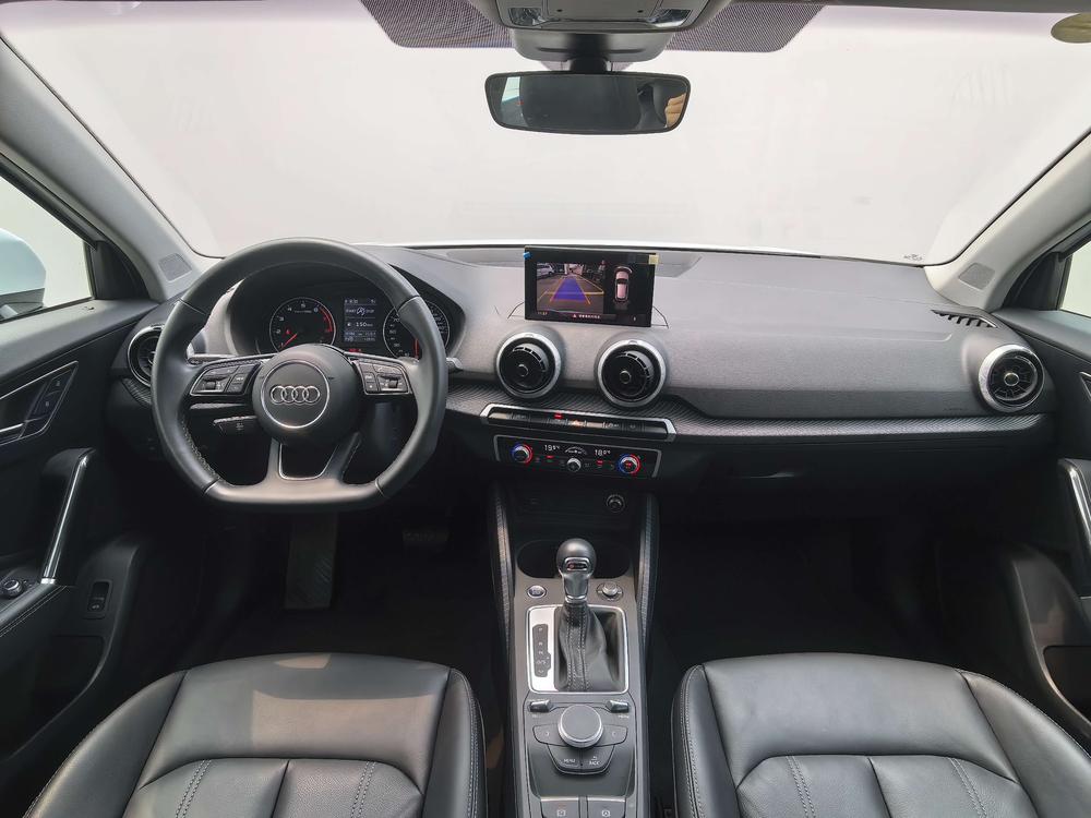 Audi Audi Q2L