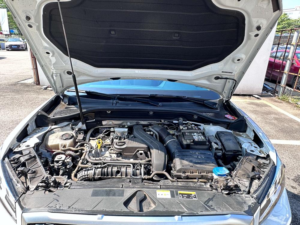 Audi Audi Q2L