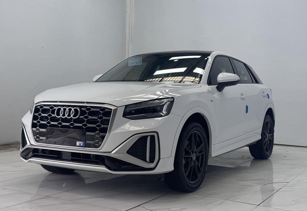 Audi Audi Q2L