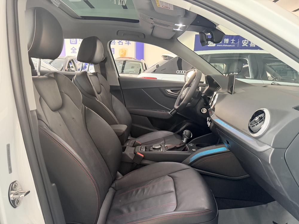 Audi Audi Q2L