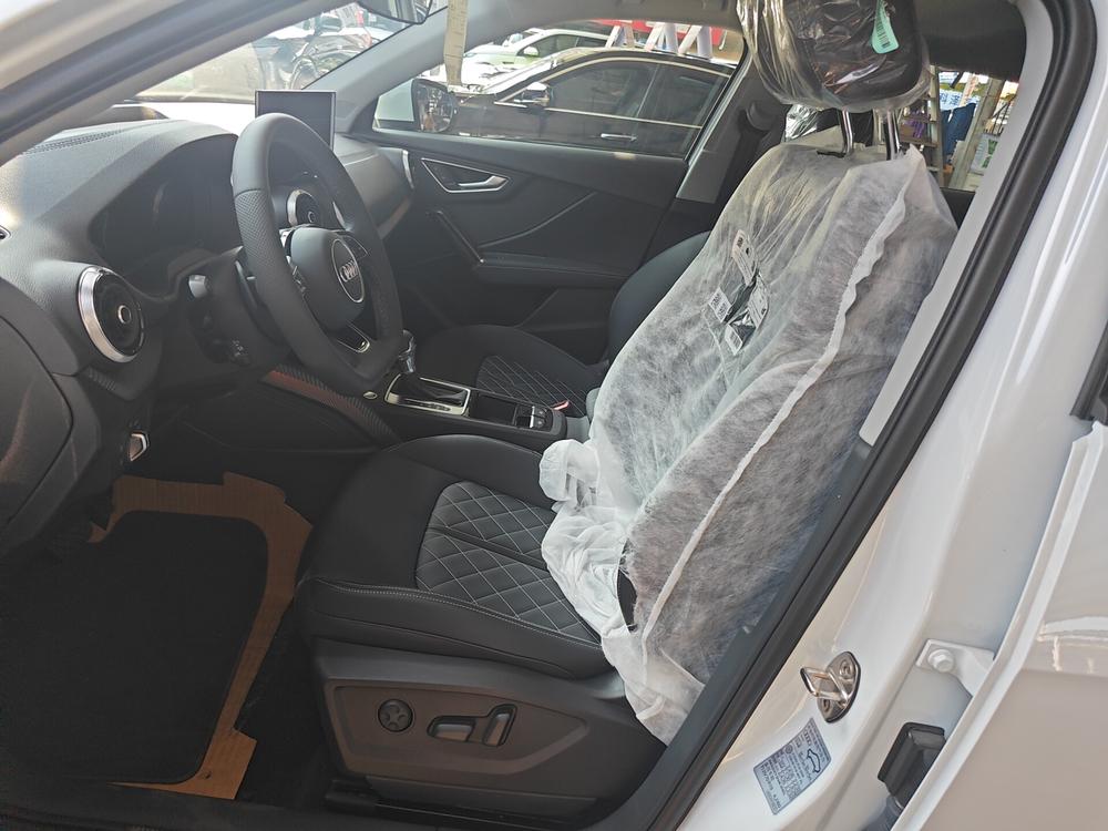 Audi Audi Q2L