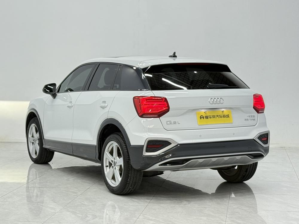 Audi Audi Q2L