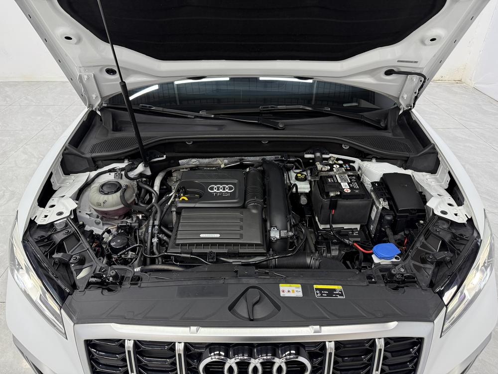 Audi Audi Q2L