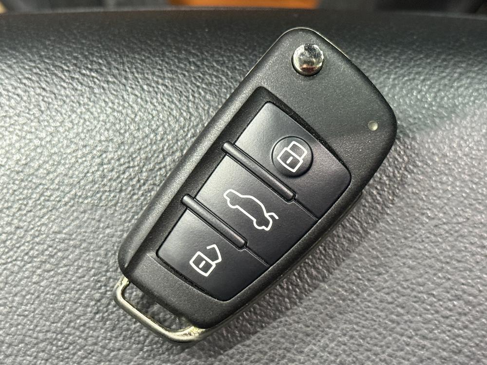 Audi Audi Q2L