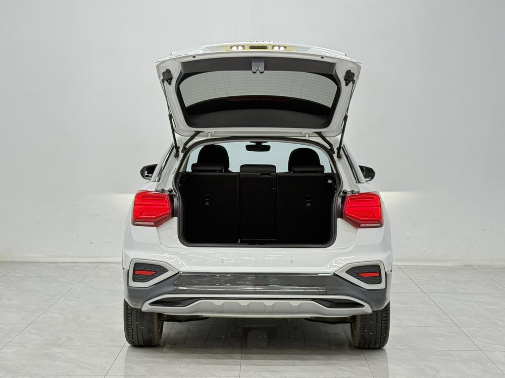 Audi Audi Q2L