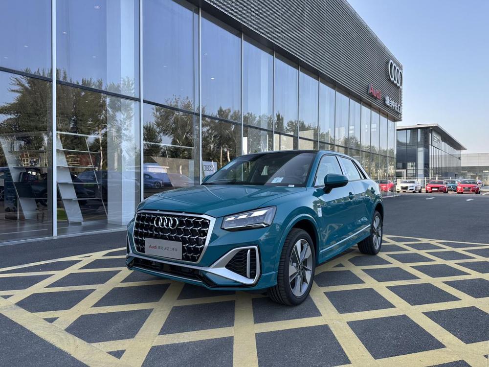 Audi Audi Q2L