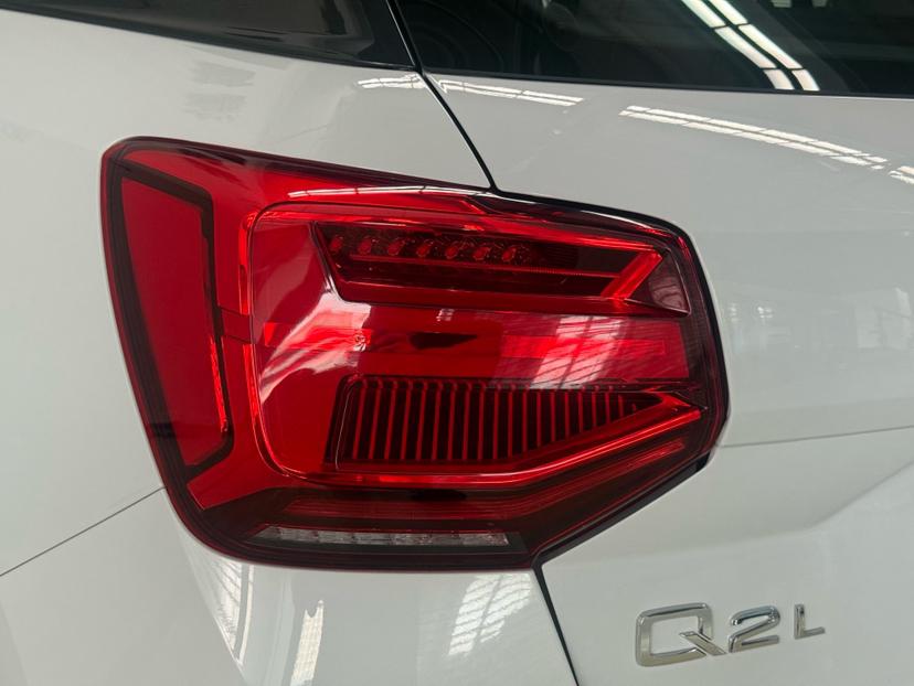 Audi Audi Q2L