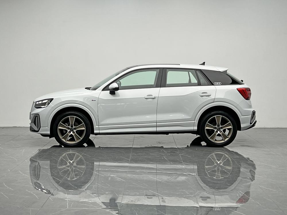 Audi Audi Q2L