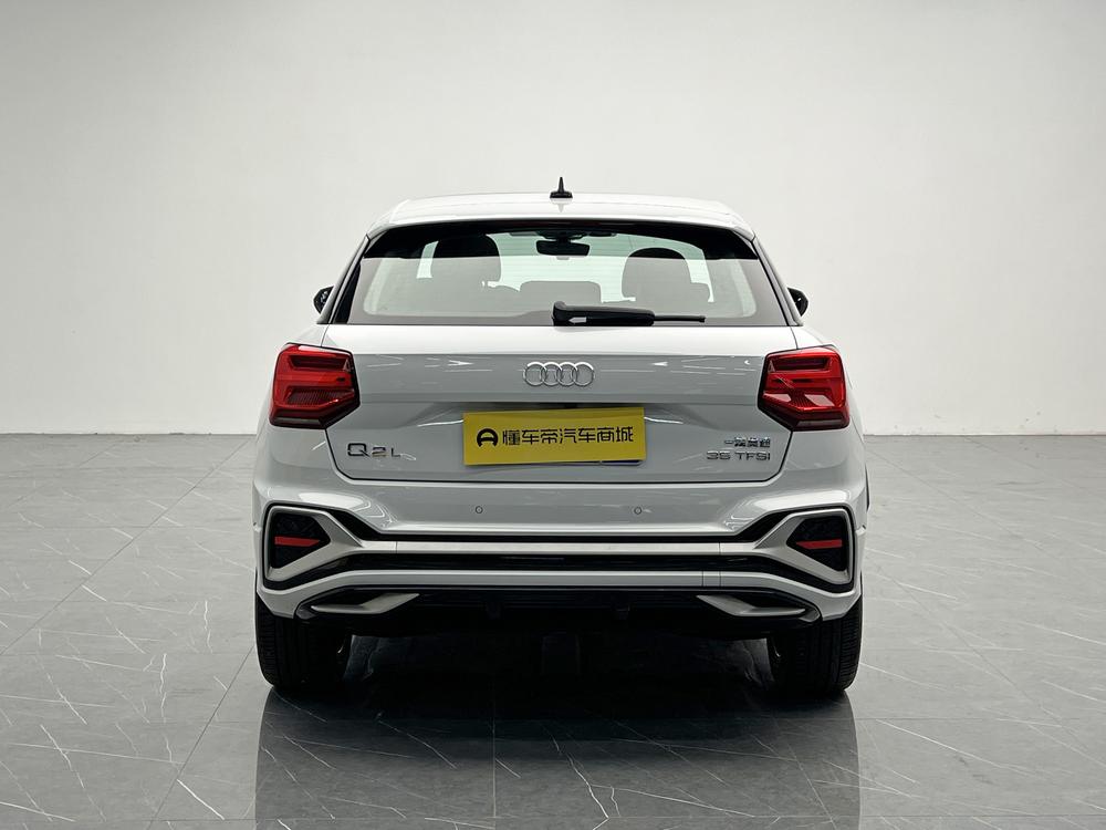 Audi Audi Q2L