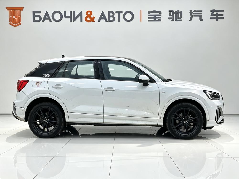 Audi Audi Q2L