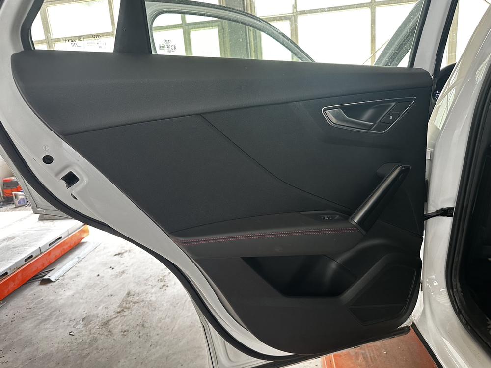 Audi Audi Q2L