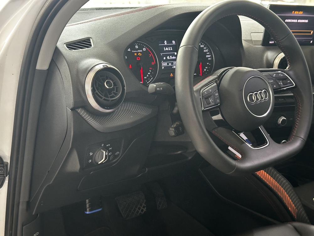 Audi Audi Q2L