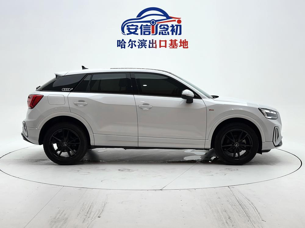 Audi Audi Q2L