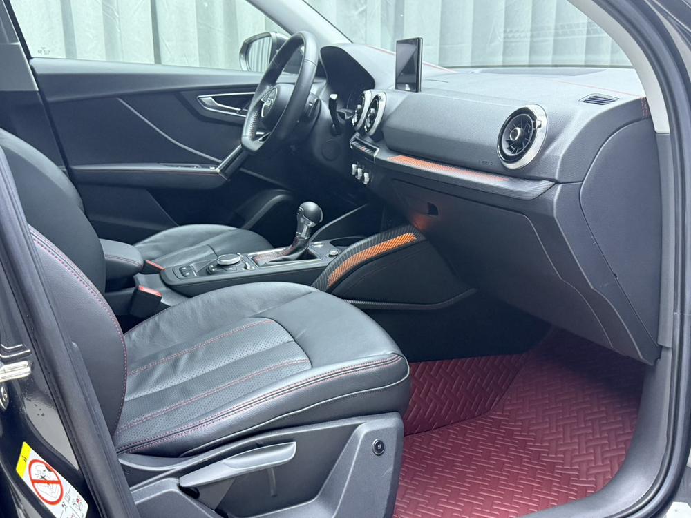 Audi Audi Q2L