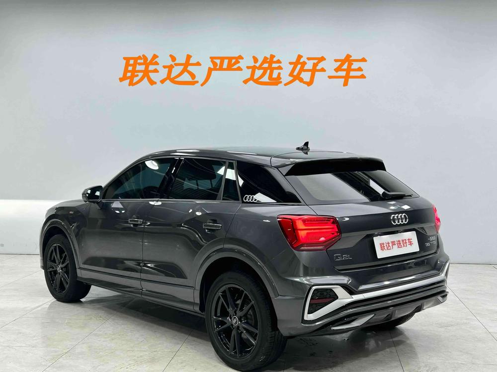 Audi Audi Q2L
