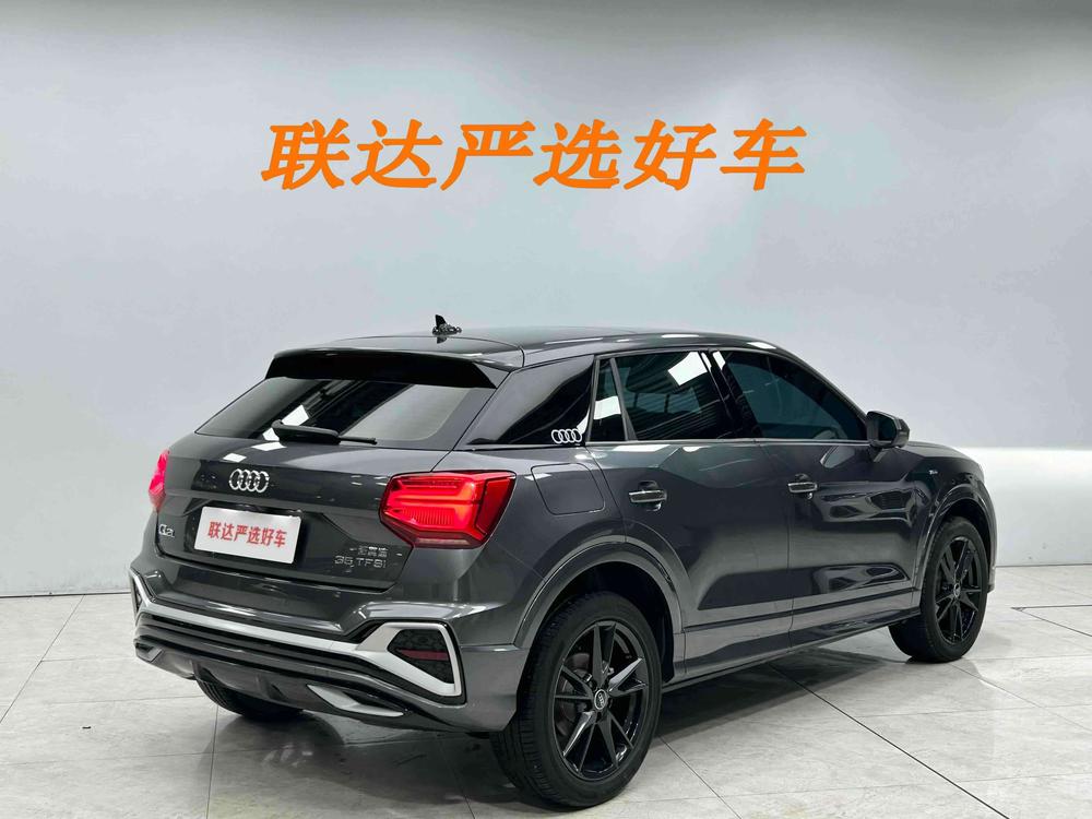 Audi Audi Q2L