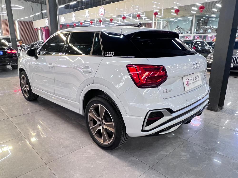 Audi Audi Q2L