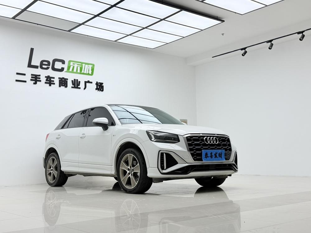 Audi Audi Q2L