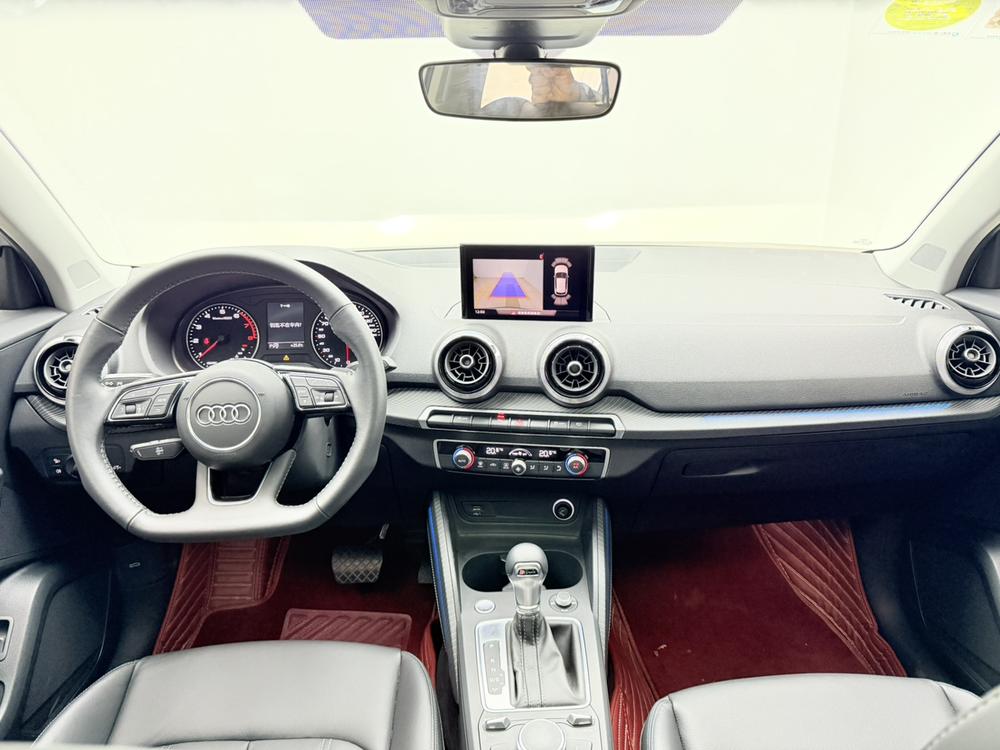 Audi Audi Q2L