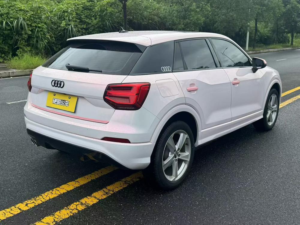 Audi Audi Q2L