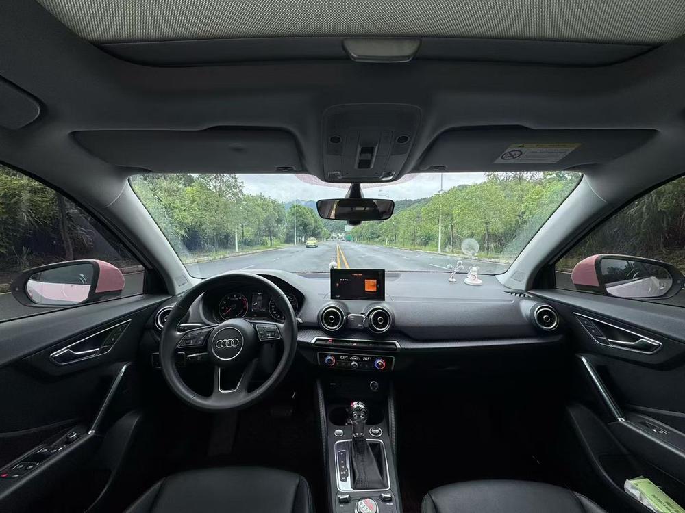 Audi Audi Q2L