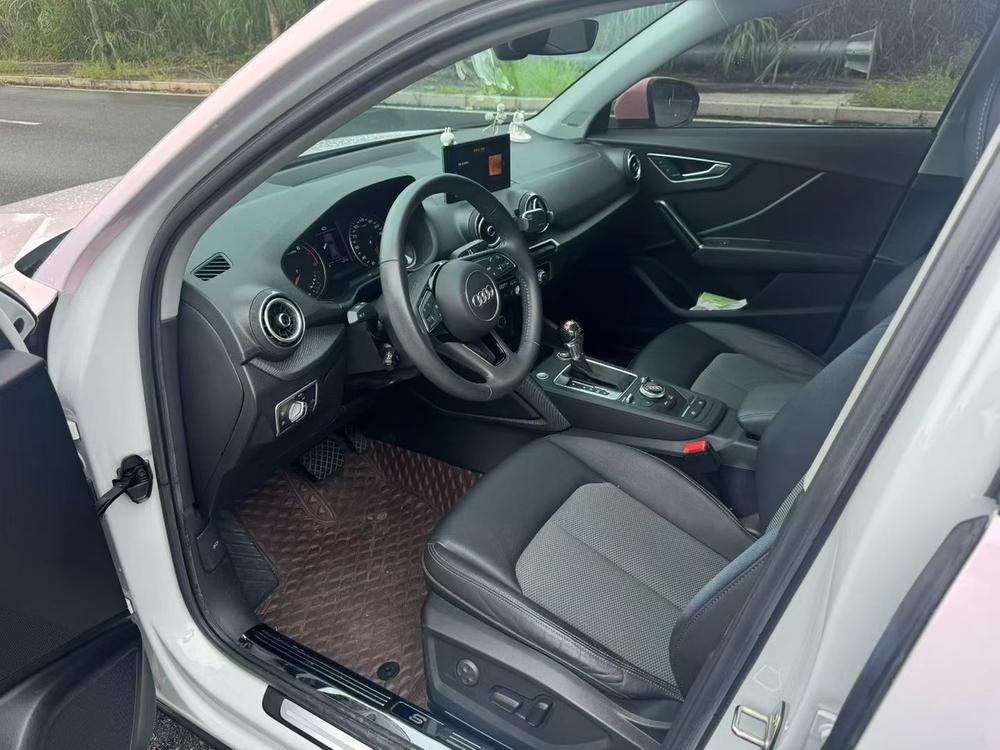Audi Audi Q2L