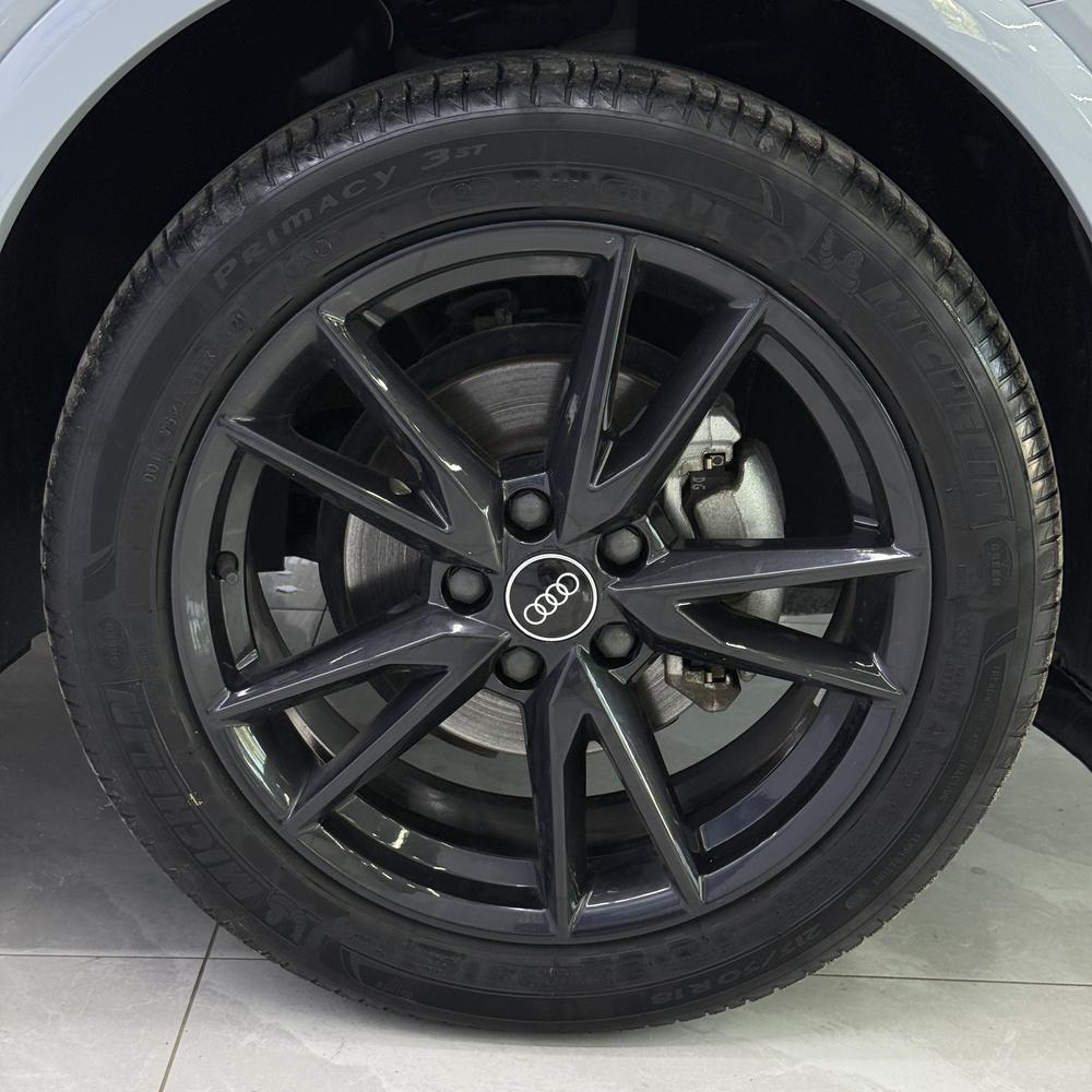Audi Audi Q2L