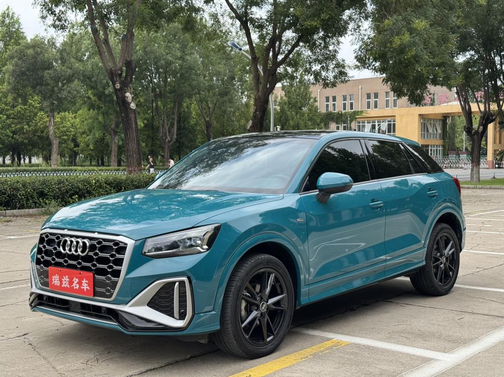 Audi Audi Q2L