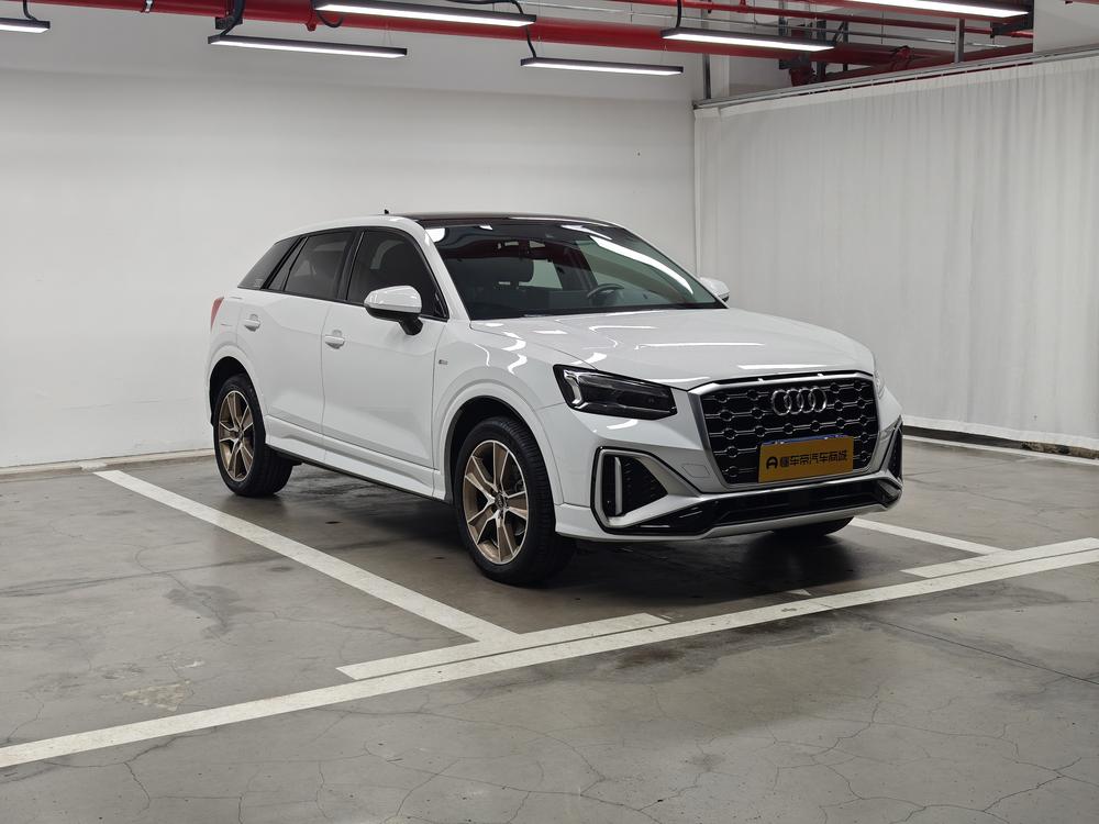 Audi Audi Q2L
