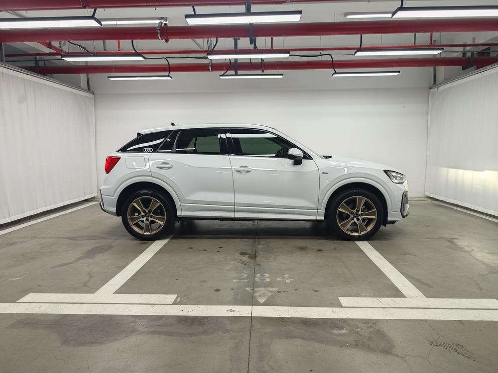 Audi Audi Q2L
