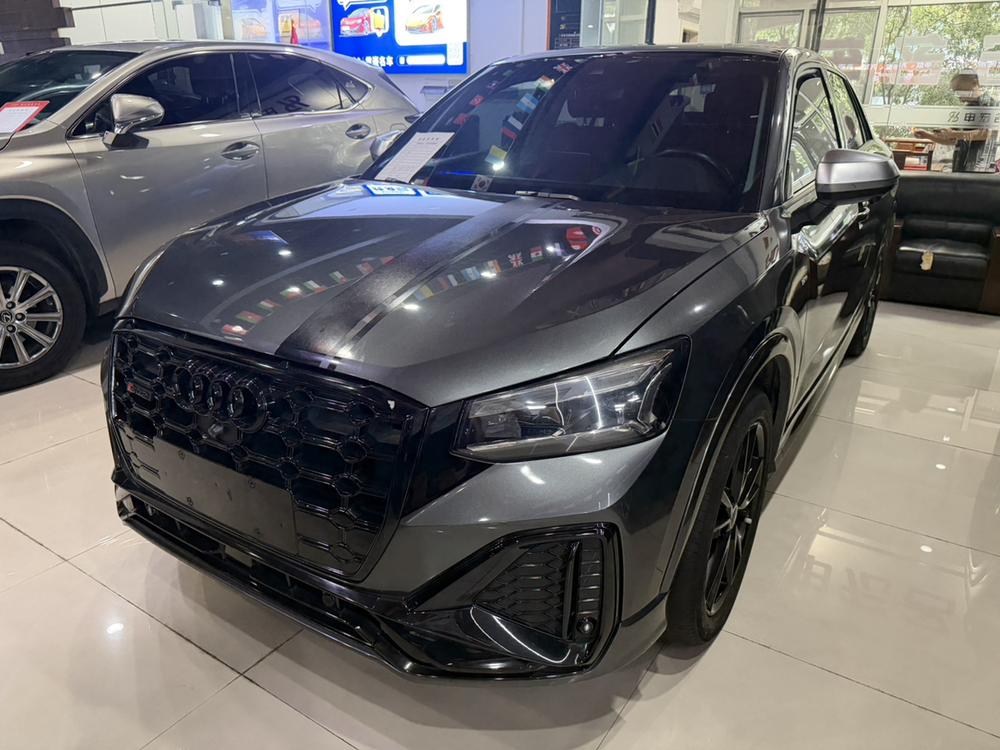 Audi Audi Q2L