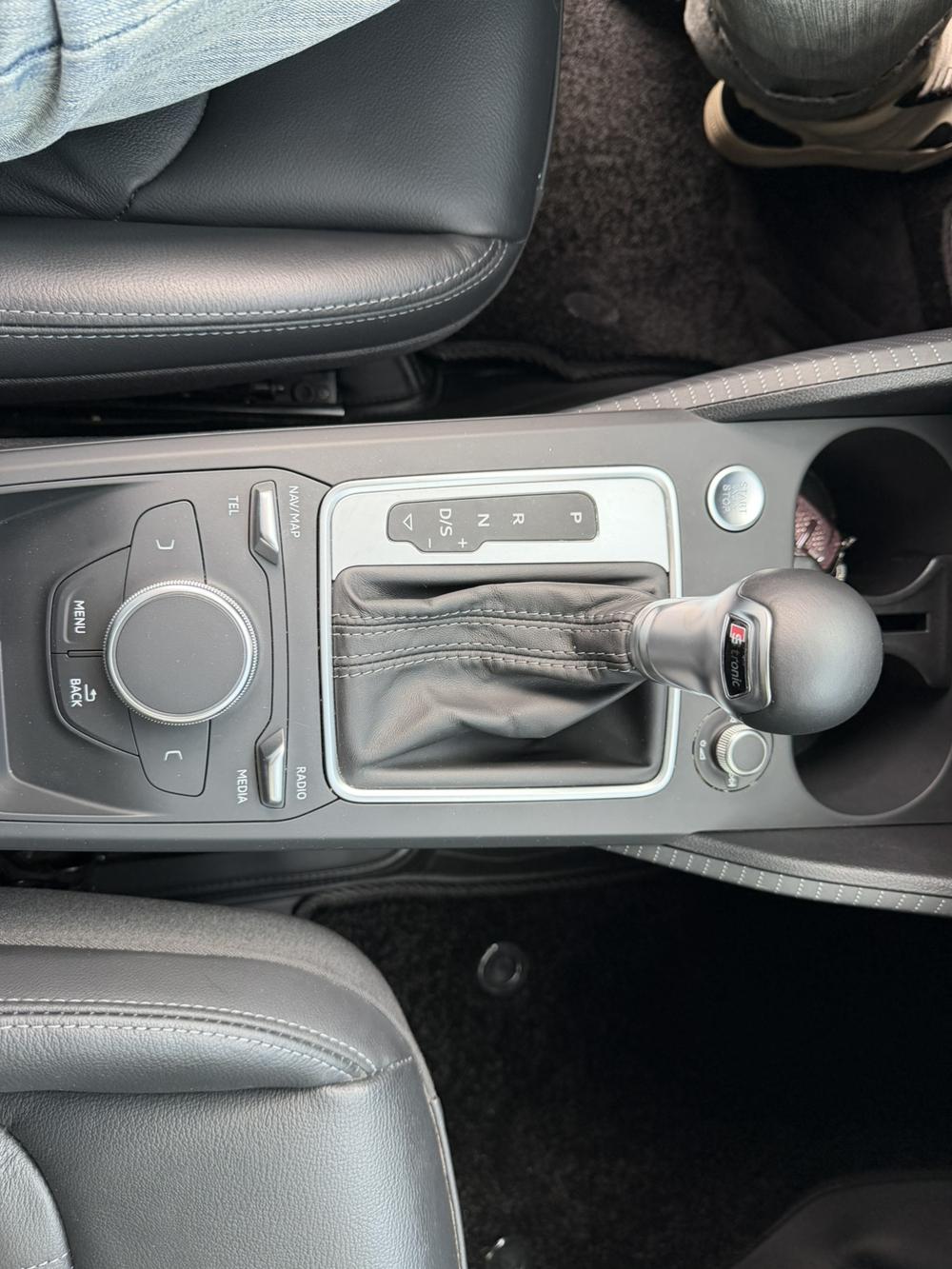 Audi Audi Q2L