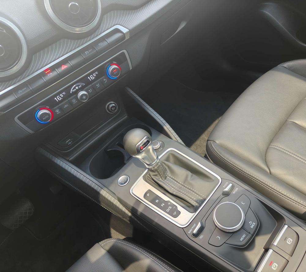 Audi Audi Q2L