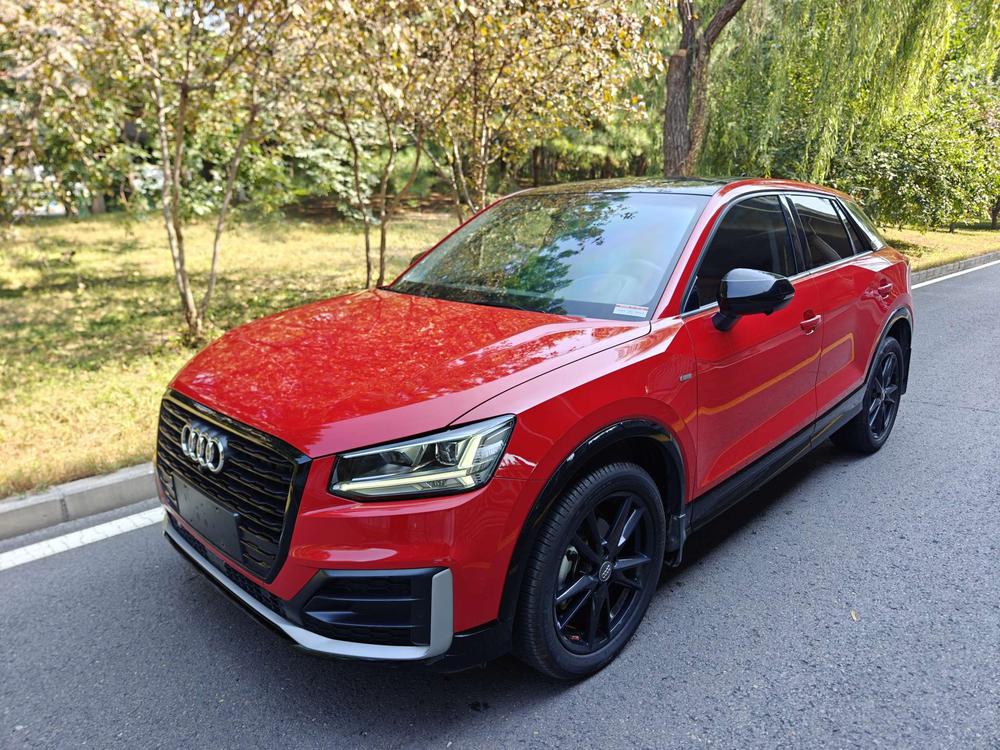 Audi Audi Q2L