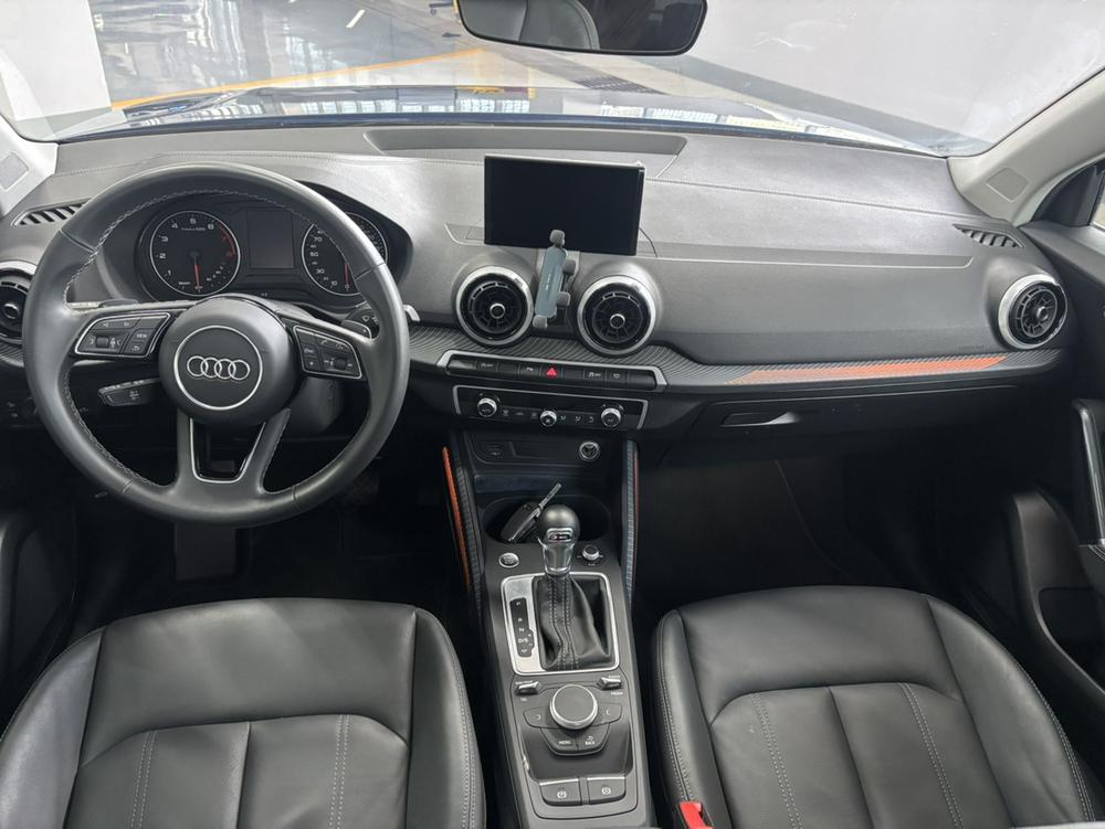 Audi Audi Q2L