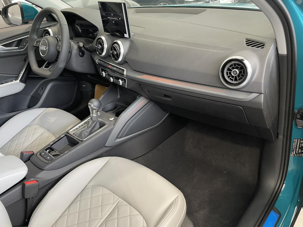 Audi Audi Q2L