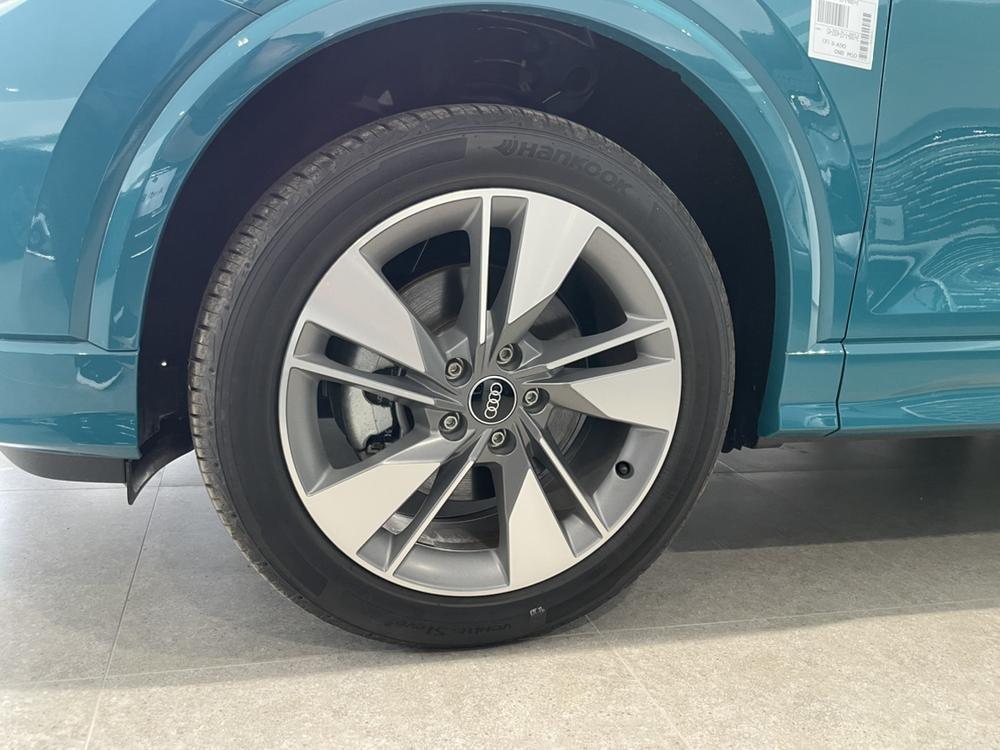 Audi Audi Q2L