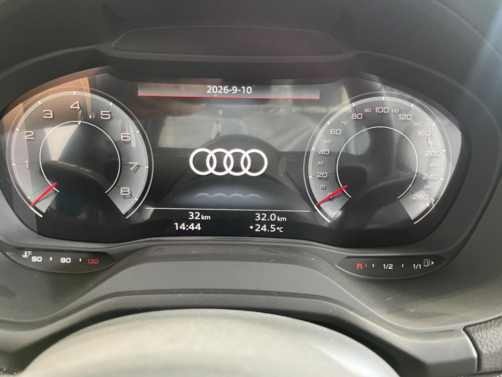 Audi Audi Q2L