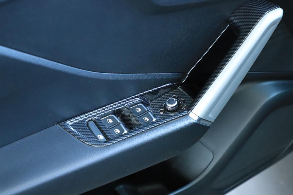 Audi Audi Q2L
