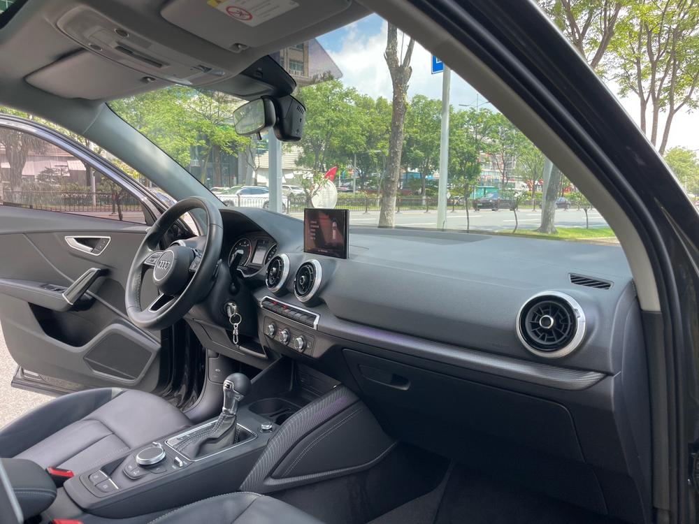 Audi Audi Q2L