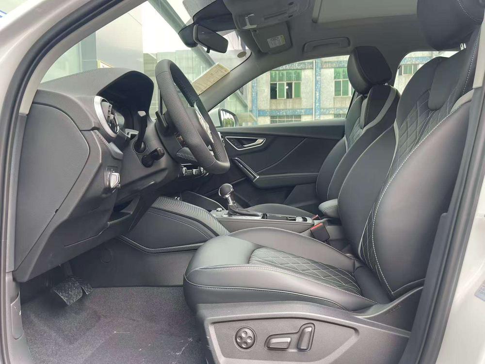 Audi Audi Q2L