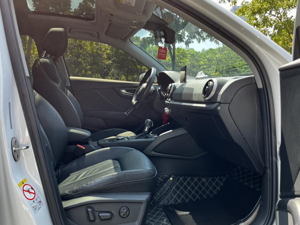 Audi Audi Q2L
