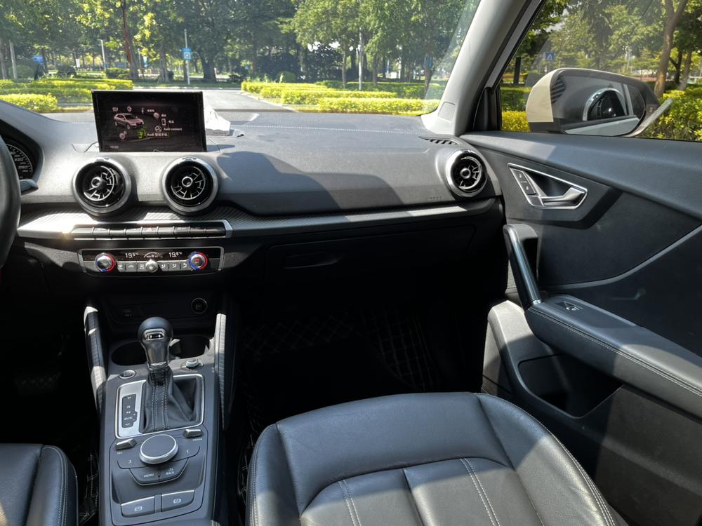 Audi Audi Q2L