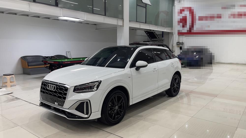 Audi Audi Q2L