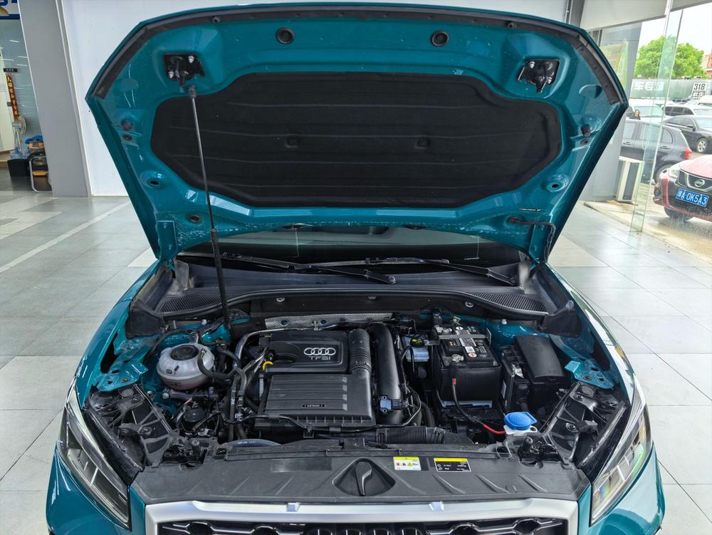 Audi Audi Q2L