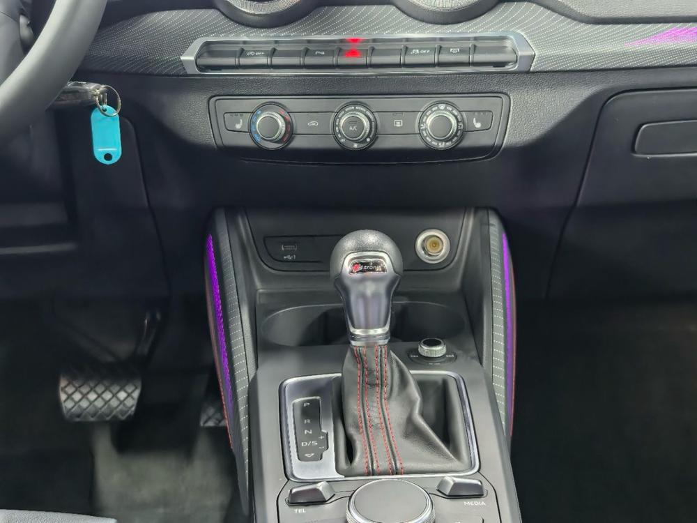 Audi Audi Q2L